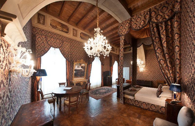 מלון Castello Di גווארנה מראה חיצוני תמונה